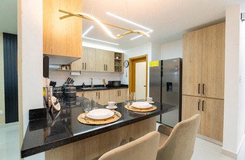 Punal Apartment | Modern 3BR! 9fl, King Bed! Sti!,