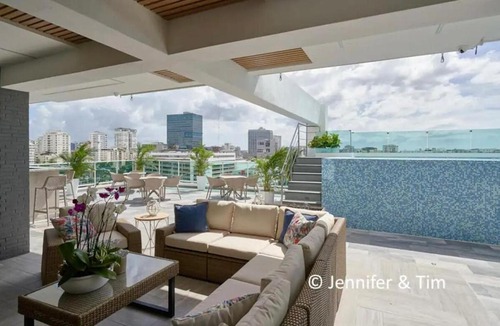 Downtown Santo Domingo Apartment | Moderno apartamento con piscina y gimnasio