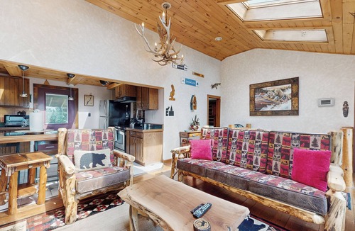 Bolton Landing House | Mtn-View Family Cabin! 9 Mi to Lake George Village