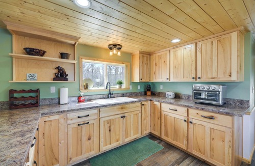 Alpine Village Cabin | Near Trails & Rio Grande Fishing! Mtn-View Cabin