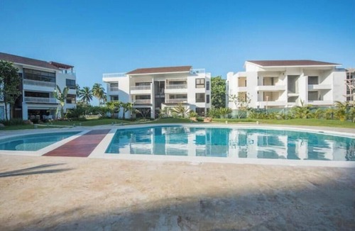 La Ceiba House | New 3 BR Penthouse at Playa Bonita P302