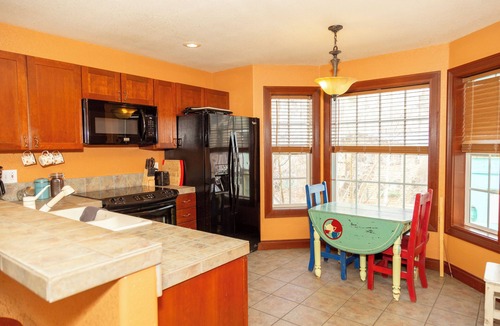 Creede House | New Listing! The Dusty Rose Inn | Victorian-Style | Main St Stay