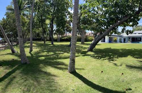 Cabarete Villa | Ocean front - with beach, gym, media room, sauna - new 6 bedroom villa