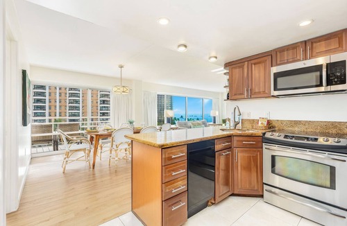 Waikiki Condo | Ocean-Lagoon & Fireworks Views at the Ilikai Hotel w/Spectacular Amenities