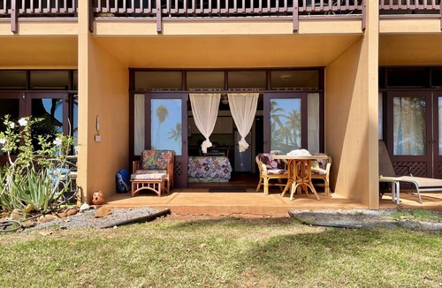 Maunaloa Condo | Ocean View Condo in Kepuhi Beach, Molokai Island. Great Value.