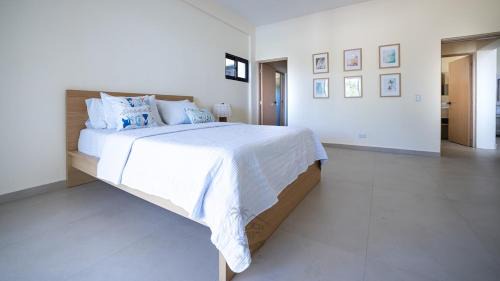 Las Galeras Apartment | Ocean View-Pool Villa RI-Lavender Las Galeras