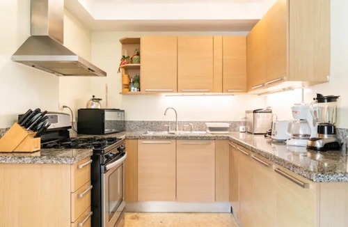 El Cortecito Condo | Ocean View Penthouse: 3 level - 3 Bedrooms - 3 Bathroom -Balcony - Rooftop