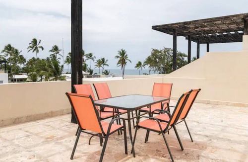 El Cortecito Condo | Ocean View Penthouse: 3 level - 3 Bedrooms - 3 Bathroom -Balcony - Rooftop