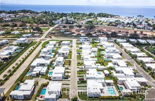 Playa Chiquita Villa | Ocean Village, 2 bedroom house!