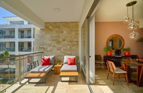 Bavaro Condo | Oceanfront Superior Condo with Pool in Punta Cana
