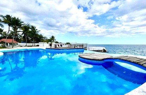 Reparto Ibarra Villa | ON THE CLIFF IN THE CARIBBEAN SEA - VILLA ILARIA