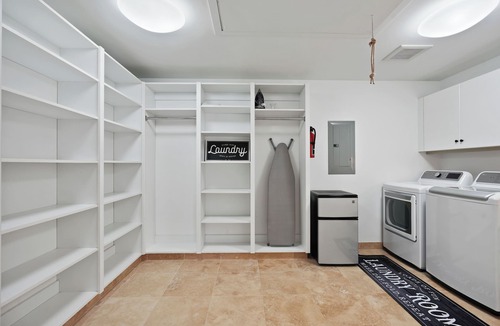 Eastern Honolulu House | Paiko Villa - Directly on Gorgeous Beach! Contact me directly for PROMOS!