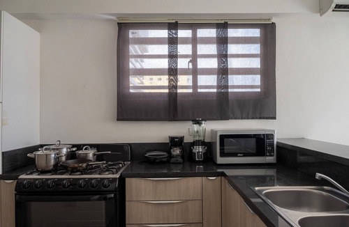 Los Prados Apartment | PALMER