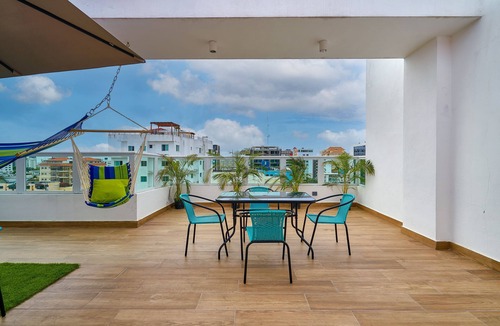 Bella Vista Apartment | Pent house, pool, private terrace, great location.