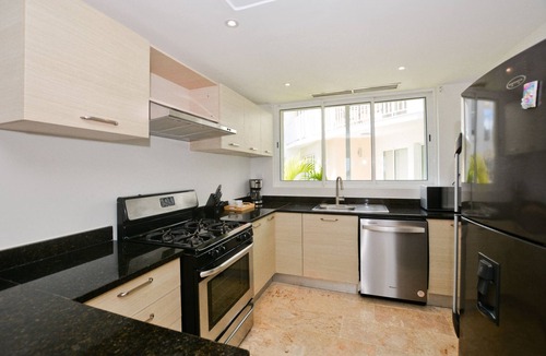El Cortecito Condo | Playa Turquesa G-201 Premier Beachfront FRONTLINE Ocean View 100mbps Wifi