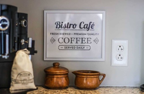 Burks Fork House | Porch n' Pasture Farm by Buffalo Mountain Getaway