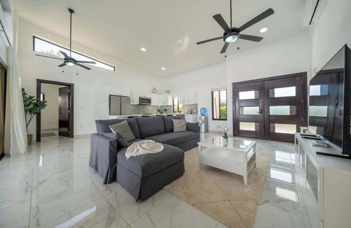 La Mulata House | Premium Modern Privacy 3BR