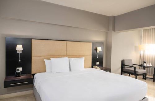 Ensanche Naco Hotel | Radisson Hotel Santo Domingo