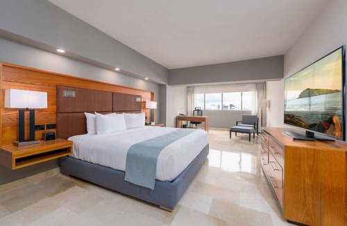 Ensanche Naco Hotel | Radisson Hotel Santo Domingo