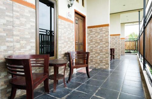 Mojokerto Hotel | RedDoorz near Mojokerto Train Station
