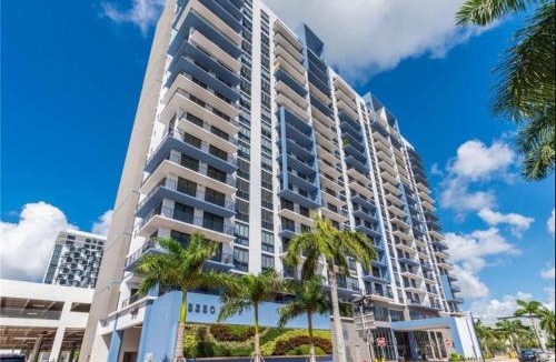 Doral Apartment | Resort Style Luxury Living in Doral, Miami
