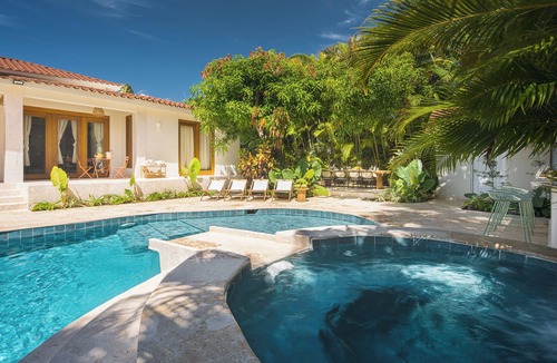 Cabarete Villa | Roga Villa- Private, Tropical, Pool, Sauna, Ice Bath, 5 min to Encuentro beach