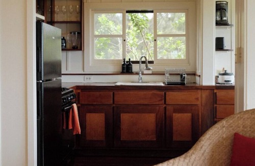 Kaunakakai Cottage | Rustic retreat with panoramic views at Pu'u O Hoku Ranch