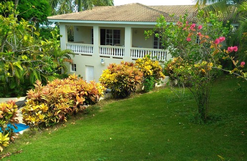 Urbanizacion Tavarez House | SALSA 4 bedroom villa with private pool