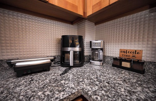 Centro Historico de Santiago Apartment | Santiago 3BR Retreat — Pool, Gym, Gated Security