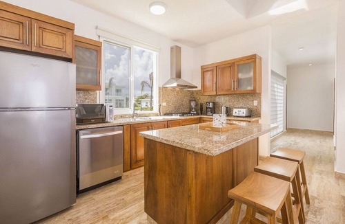 Playa Chiquita Villa | Sea-views 4BD villa on sandy beach, private pool & golf cart, gym/tennis!