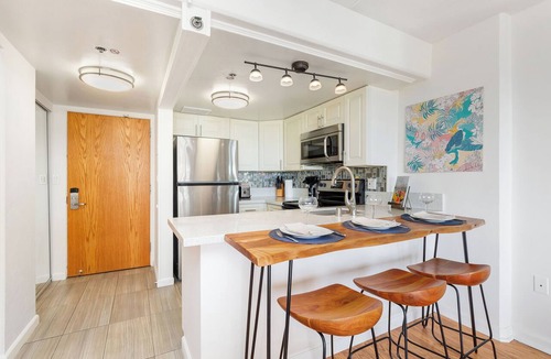 Waikiki Condo | Skyline-Lagoon and Fireworks Magic from the Ilikai w/Top-Tier Amenities