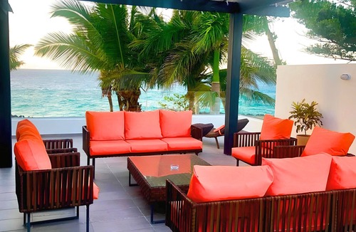 La Esplanada Villa | Sosua 4BR Luxury Oceanfront Paradiso +Bonus