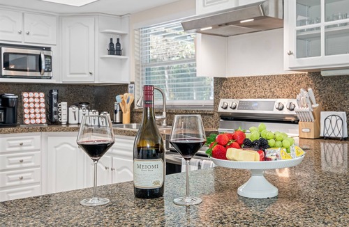 Brandon House | Spacious & Amazing Home w/Big Pool and Patio