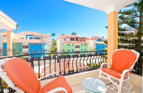 El Cortecito Condo | Spacious and well equipped 1 bedroom penthouse with private rooftop.