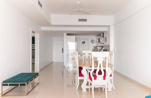 Villas Del Mar Apartment | Spacious Apto With Spectacular Views Of The Beach