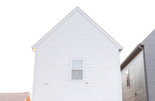 Talbot's Corner House | Spacious Downtown Home, 4 Large Beds 2 Small Beds