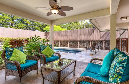 Kailua-Kona House | 🏖️Steps to Sandy Beach | Private Pool | Walk to Kona