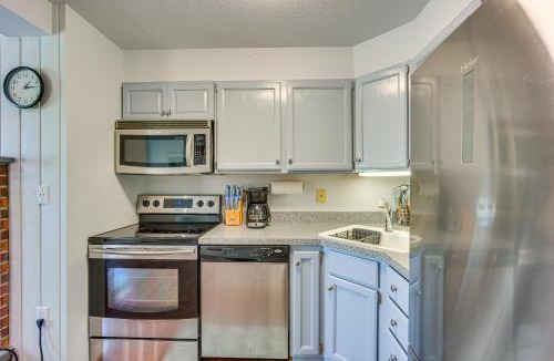 Killington House | Steps to Ski Lifts! Mountain Green Resort Retreat