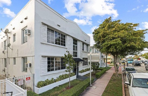 North Beach Apartment | Studio Haven Miami Beach Steps to Sand