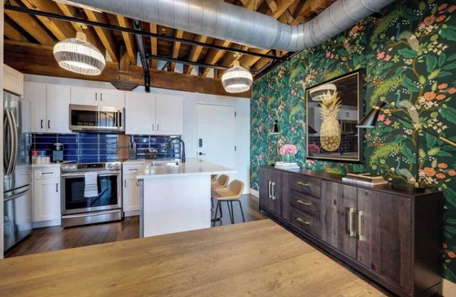 Nashville Condo | Stylish 1865 Warehouse Loft | Steps to Vanderbilt