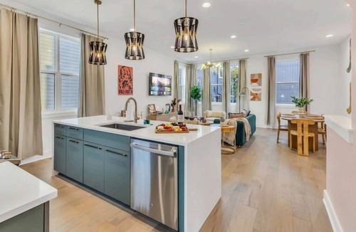 South Nashville House | Summer rooftop deck, game room, skyline views near Broadway & Geodis Park