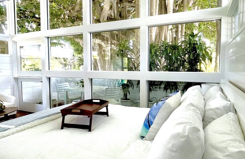 Kailua House | The Banyan Beach Bungalow