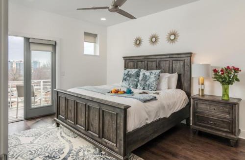 Edgehill House | The New Nashview 4BR Gulch Rooftop Fire Pit