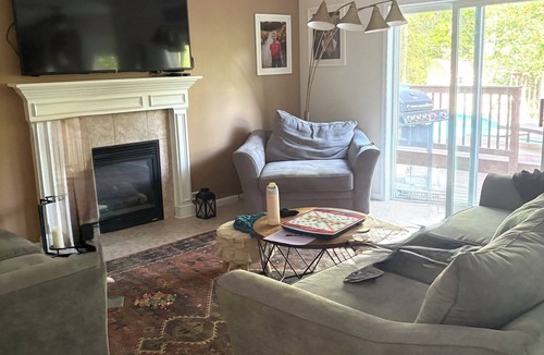 Queensbury House | Track Season & Lake George Getaway 5BR Home w/Pool, Gym & Finished Basement