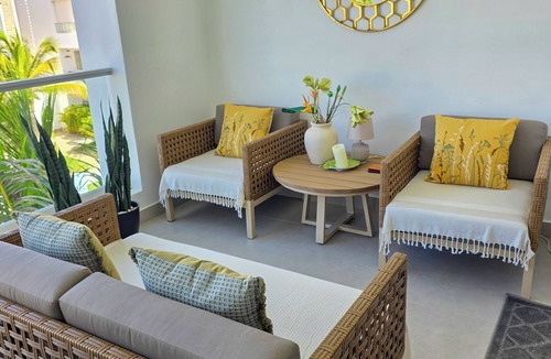 Dominicus Apartment | Trinidad 302 Luxury Beachfront Penthouse Rooftop Jacuzzi Aqua Esmeralda