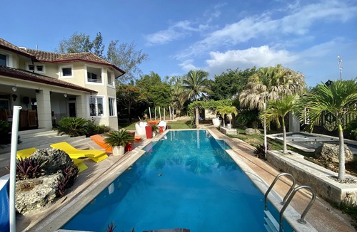 Cabarete Villa | Tropical Villa Ideal for Family Gatherings