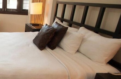 Los Maestros Hotel | TWO BEDROOM SUITE
