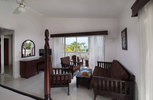 Los Maestros Hotel | TWO BEDROOM SUITE