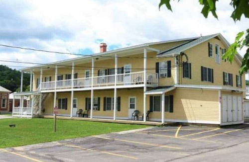 Ludlow Condo | Updated Main St Condo in downtown Ludlow!