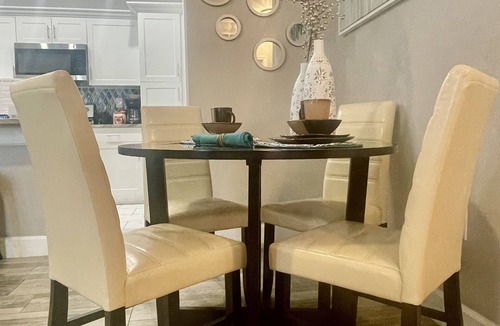 Seminole Condo | UPDATED REMODELED CONDO- NO STAIRS 3 MILES TO THE BEACH! PETS ok! HEATED POOL !